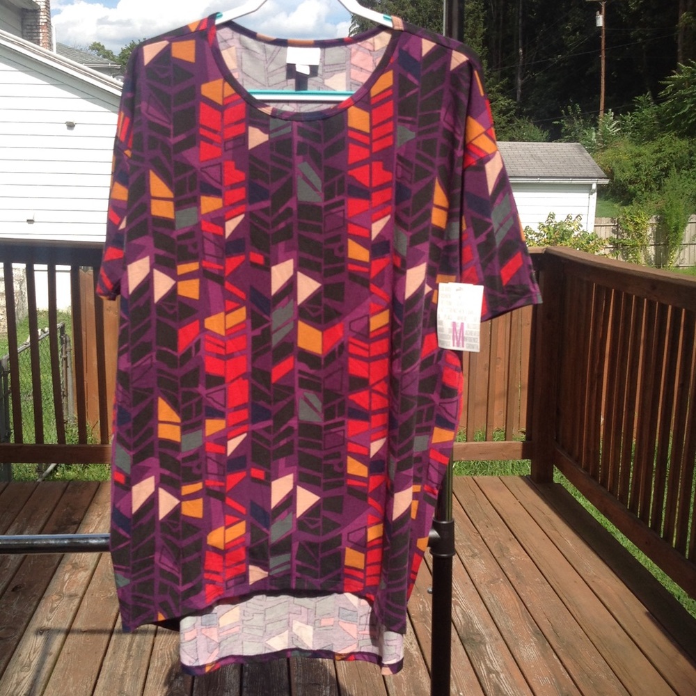 Lularoe Irma shirt